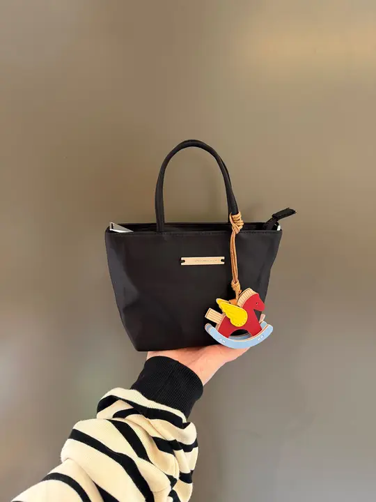 大容量トートバッグ【通勤用・シンプルデザイン・女性用】