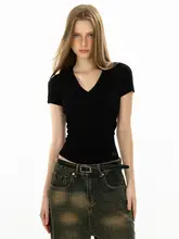 刺繍入りVネックショートスリーブTシャツ【レディース・夏用・タイトフィット】