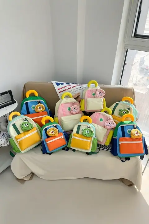 子供用カラフルデザインリュックサック【可愛いキャラクター・軽量・男女兼用】（セットアップ対応）