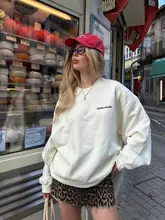 アメリカンビンテージデザインの犬モチーフプリント丸首トレーナー【レディース・秋用・ゆったり長袖】