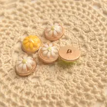小花デザインの樹脂金属ボタン【手作りDIY・コスチュームアクセサリー】