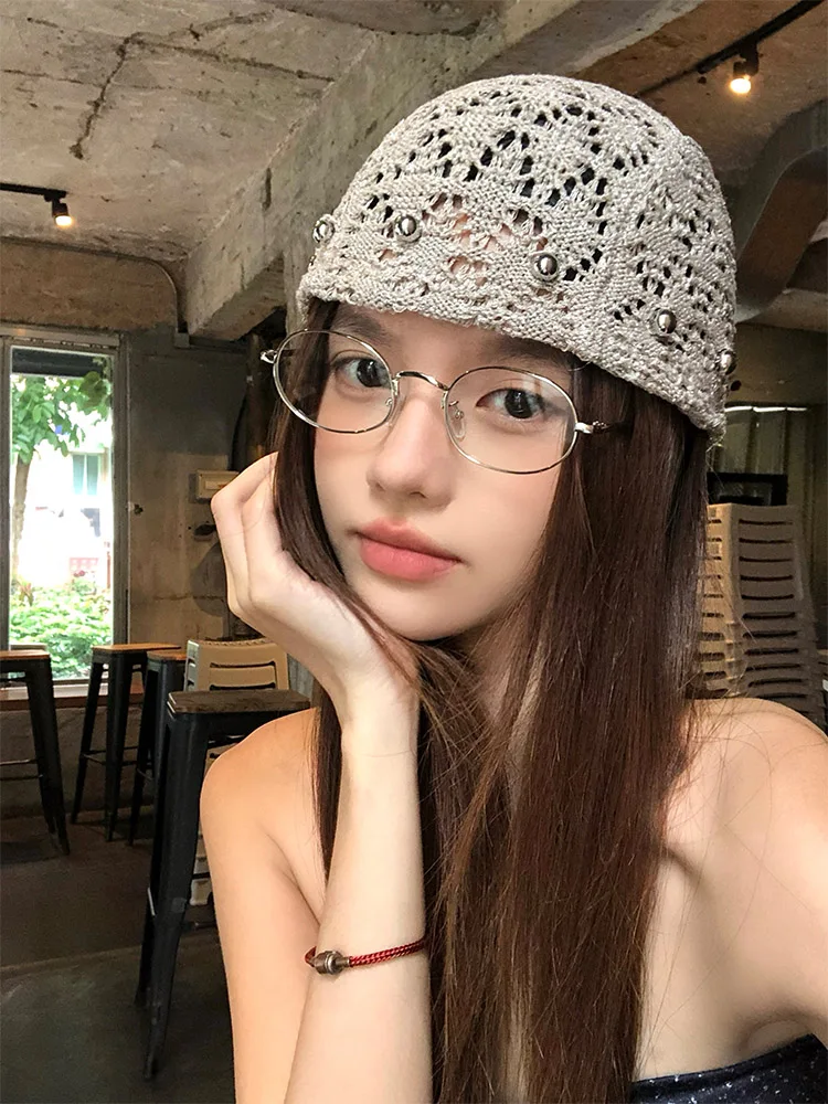 レトロ透かし編みデザインの涼感ニット帽：女性向け夏・オールシーズン対応の実用性と使い方