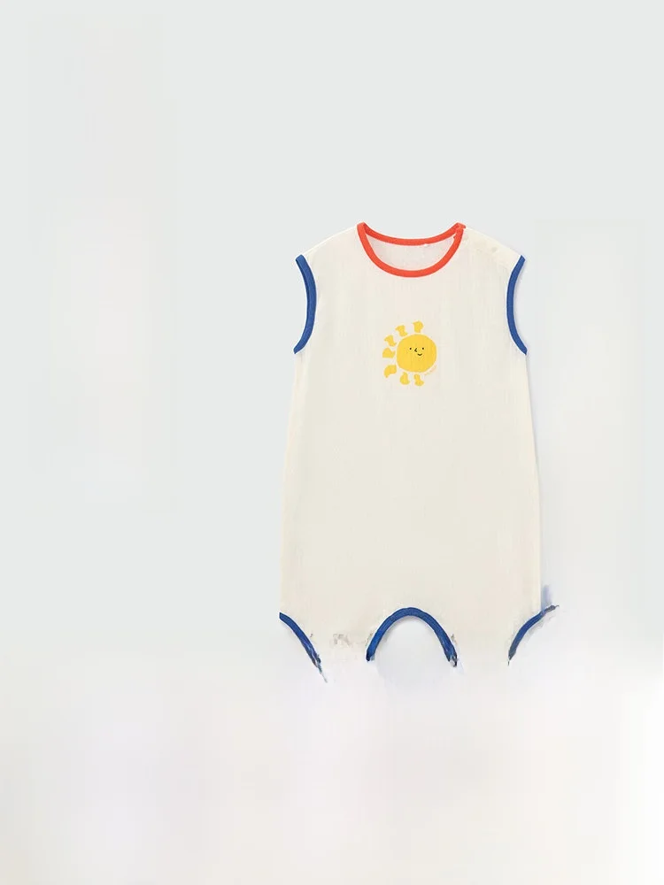2歳 寝る時 服装 どう選ぶ？快適さとファッションのバランスを取るベストなアイテムとは