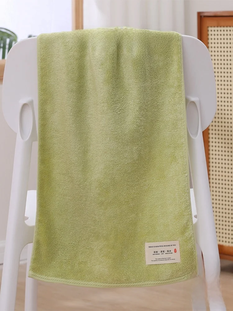 竹繊維製厚手洗顔タオル：吸水性と乾きやすさを重視した家庭用タオルの実用性