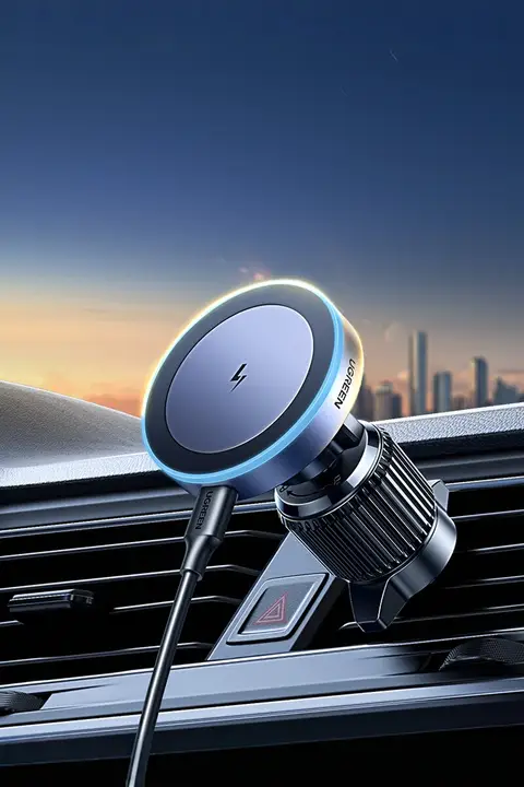 UGREEN 車載マグネットワイヤレス充電器【Apple MagSafe対応・エアコン吹出口用】