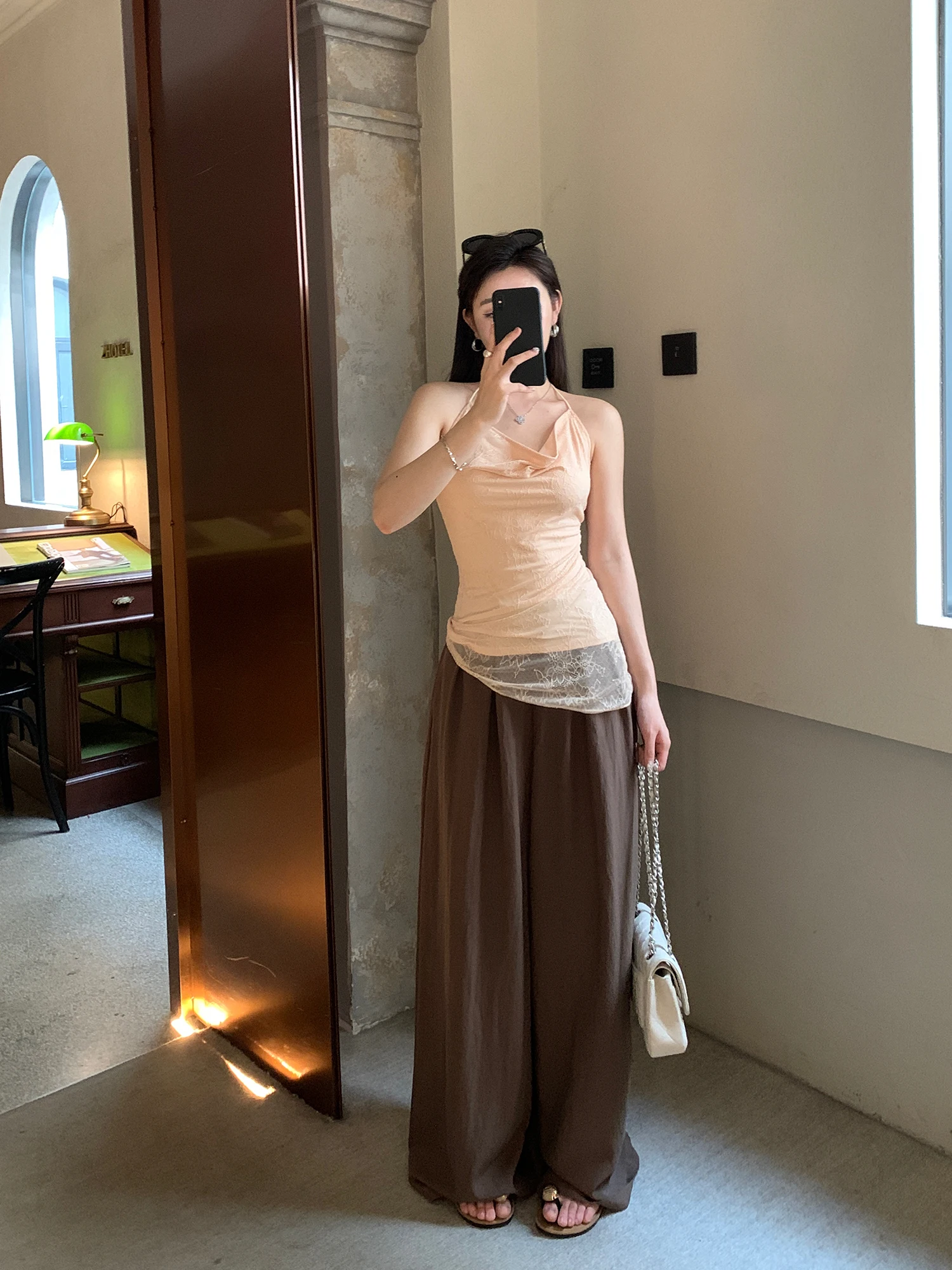 骨格ストレートパンツが似合わない…なぜ？そしてどう選べばいいの？