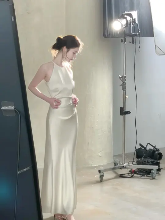 法式ドレープワンピース【絞りデザイン・高級感・フィット＆シェイプ】