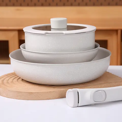 TAO | 海洋風貝殻デザインのアロマキャンドル【陶製キャンドルホルダー