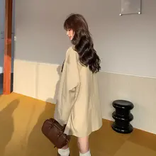 カジュアルなカーキ色チェック柄のステンカラーコート【春用・女性向け・小柄サイズ】