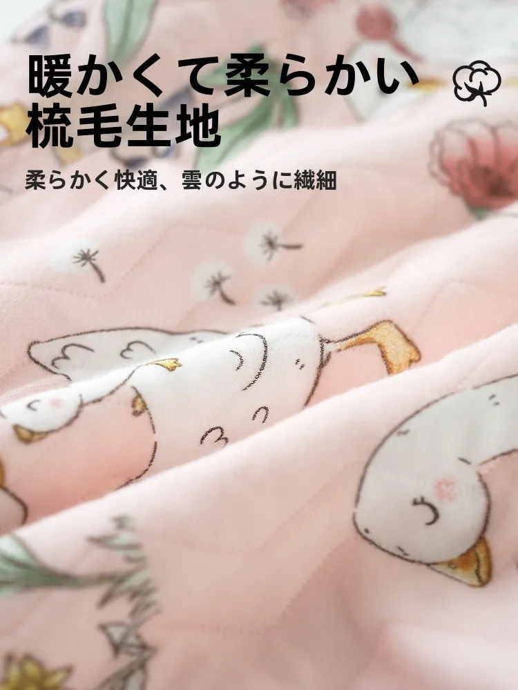 1歳の赤ちゃんにぴったりな秋冬用綿100%分体長袖シャツとパンツセット