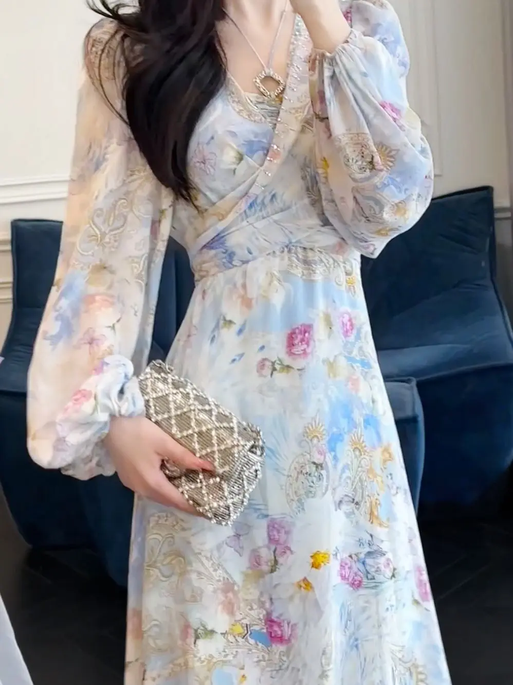 How to 選ぶべき many way airy veil dress は？5選で空気感とフェミニンさをリアルに体感