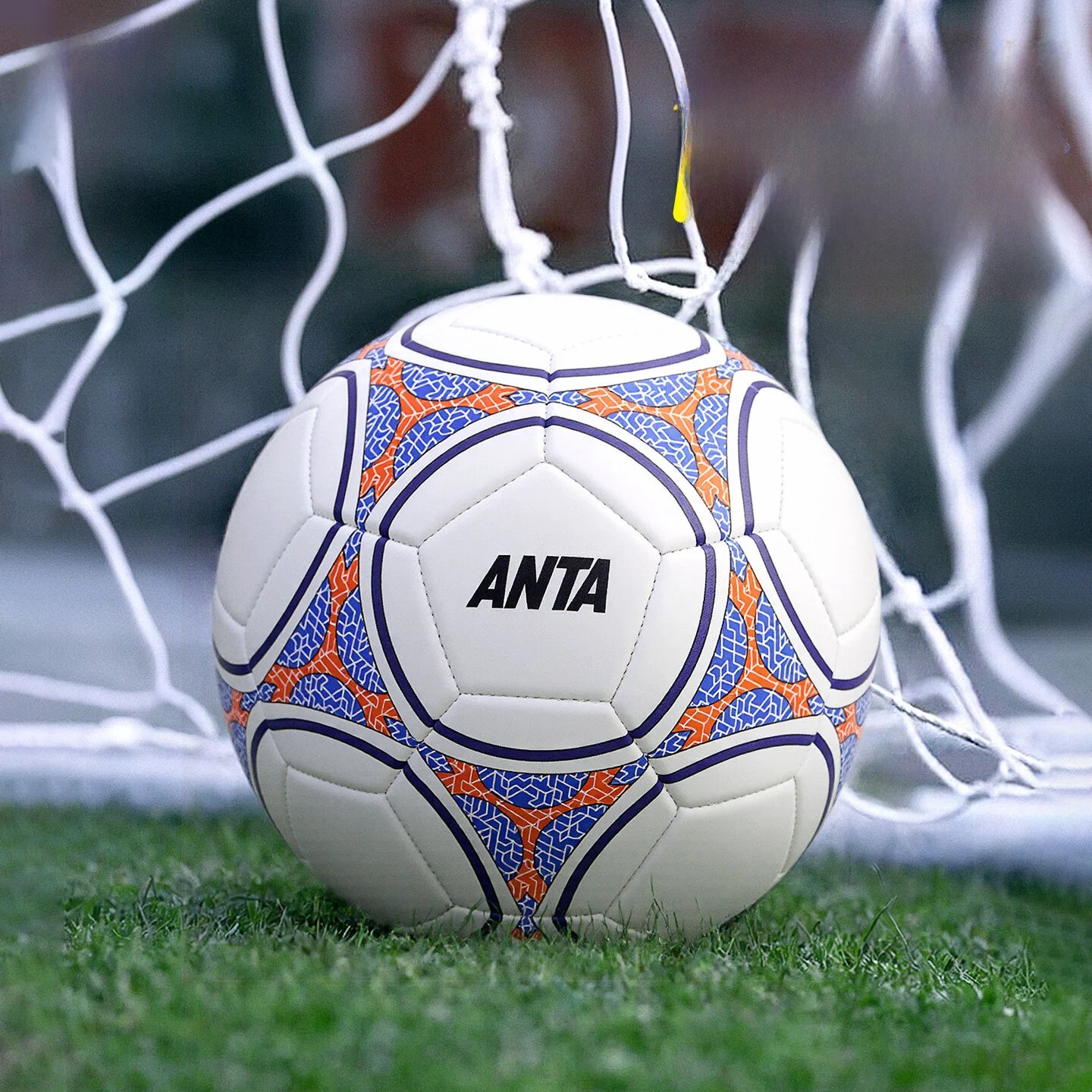サッカーボール4号球を選ぶべきタイミングは？リアルな使い勝手と価格のバランスを解説