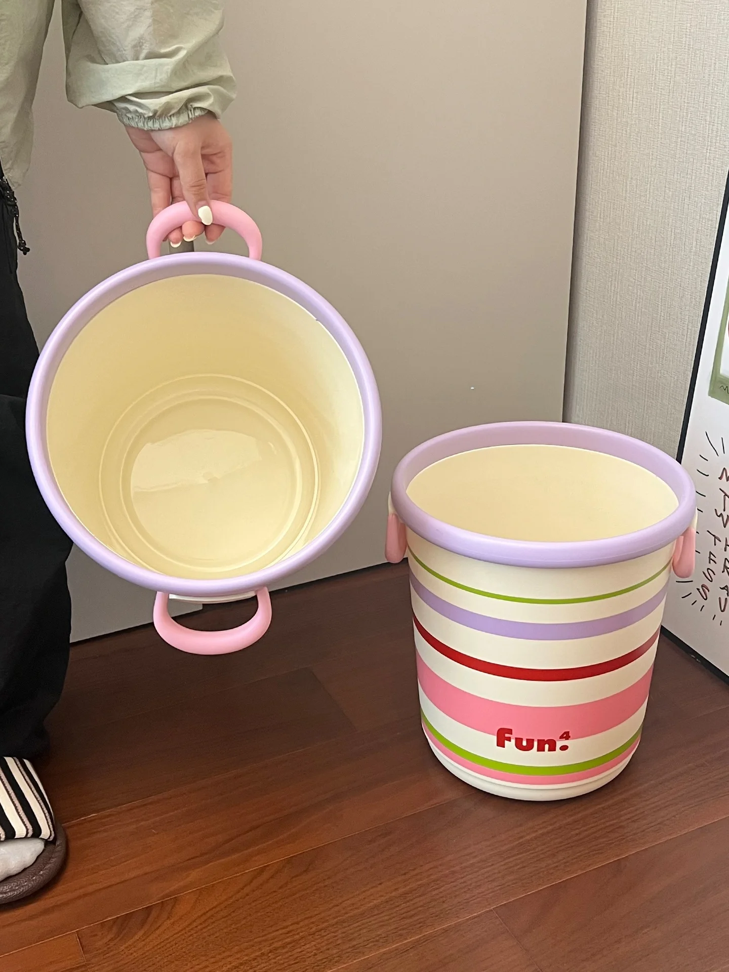 30リットルゴミ箱：一人暮らし向けのスリムタイプで実用性を最大化