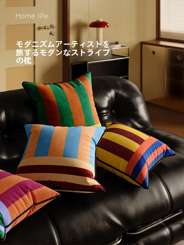 揃えるミニマリスト部屋づくりアイテム | クッションカバー選びの3ステップ徹底解説