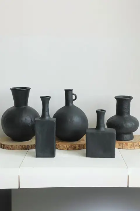 シンプルな陶器製花瓶【水耕栽培・アートデコレーション用】