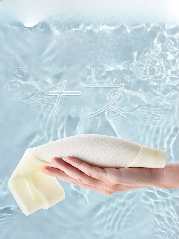 ノンワイヤーブラの通気性と快適性を実証するMiiOWの夏用モデル