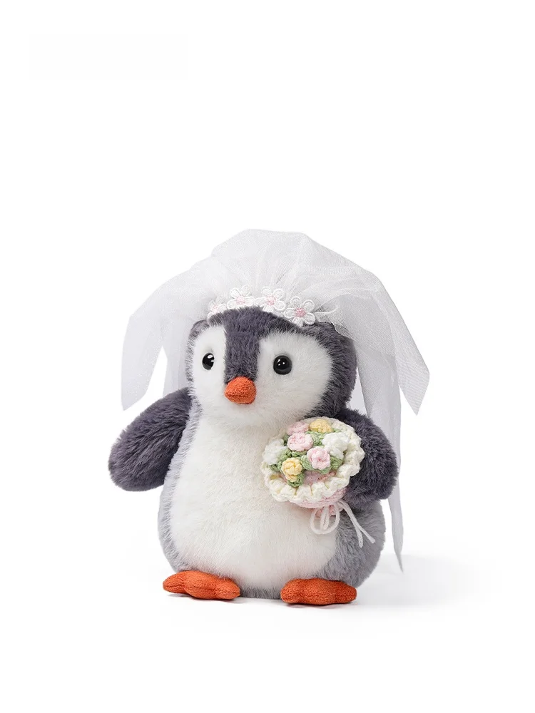 ぬいぐるみ人気女の子にぴったり？新郎新婦クマとペンギンのセットがなぜ注目されているのか
