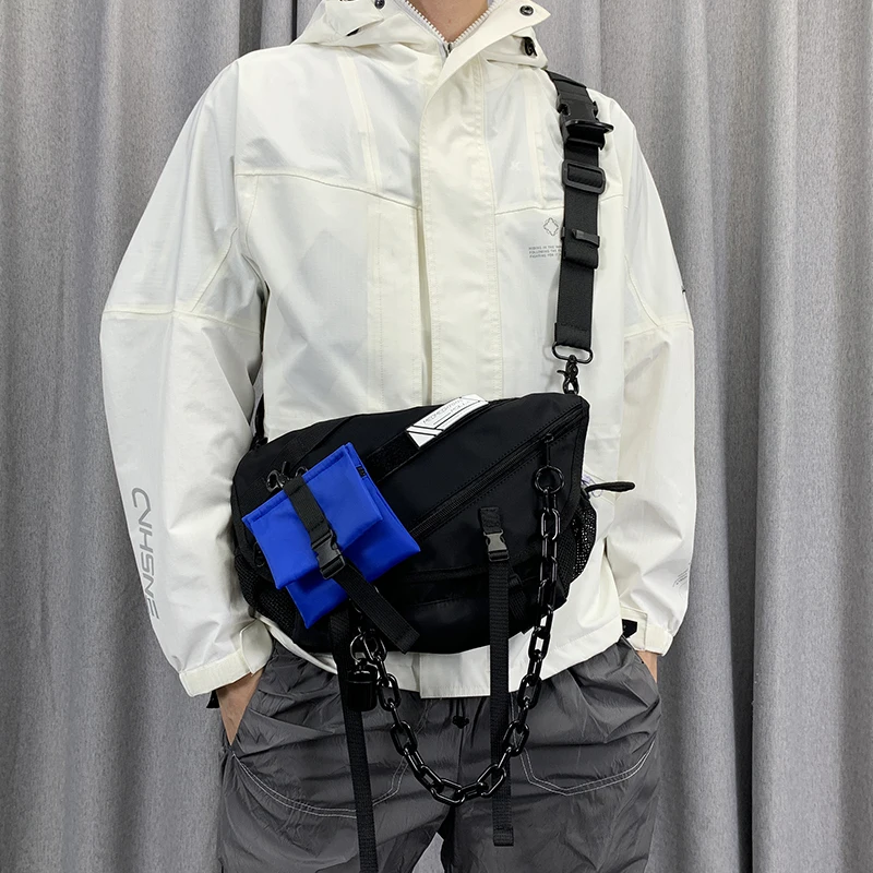 モバイルフォン用ストラップ付きポーチ：日常持ち運びに最適な首掛けタイプの収納解決策