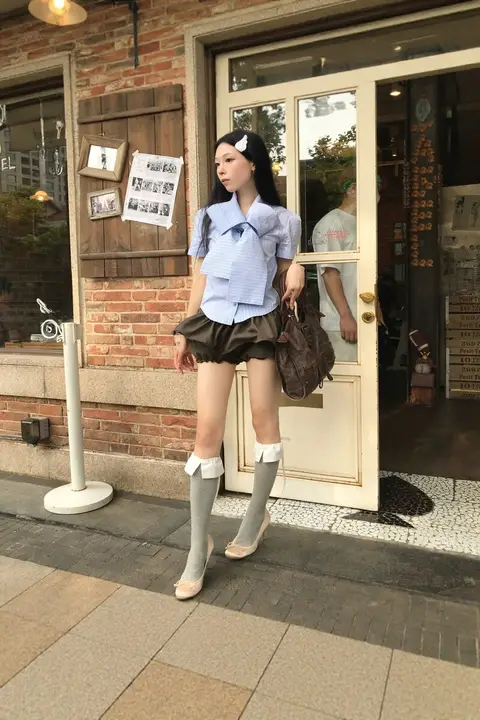 レトロ風 低腰プリーツバレーキュロットスカート【フリル付き・ショート丈】