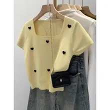 立体ハートデザインのスクエアネック短袖ニットトップス【女性用・個性的・春夏向け】