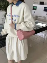 春にぴったりなピンクのショルダーバッグ【ボストン型・スタイリッシュ・多用途】