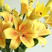 手触りの良いユリの偽花束 リビング ダイニング テレビ台 フラワーベース 装飾品 ホテル装飾