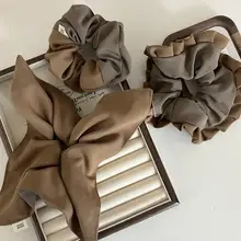 おしゃれなカフェブラウンのチェック柄ヘアゴム【フリル付き・布製・馬尾用】