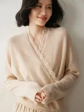 山羊の毛のニットトップス【交差Vネック・レーストリム・エレガントデザイン】