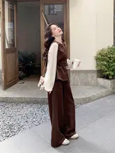 ウエストを強調するベストとワイドパンツの組み合わせ【春秋用・ファッション・美しいデザイン】（セットアップ対応）