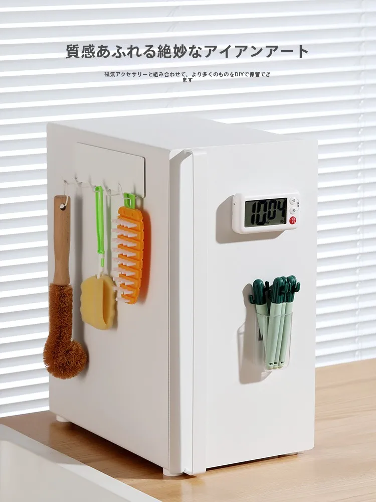 キッチン多機能ラック：スリムデザインで調味料収納を効率化