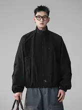 機能的なデザインのバットウィングスリーブジャケット【ショート丈・立ち襟・ルーズフィット・春用】