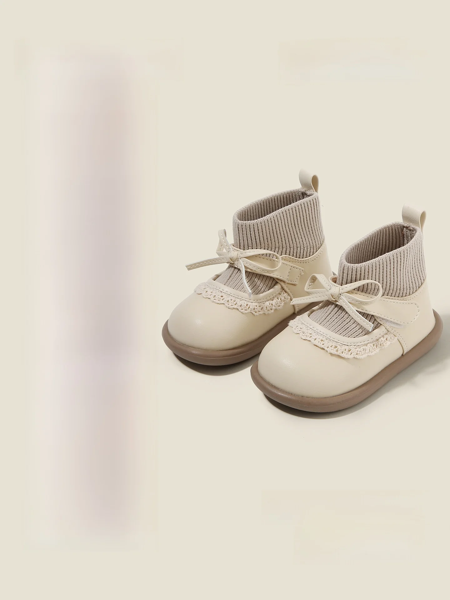 12センチの靴は何歳まで使える？2歳の足のサイズ15cmや16cmはどのくらいか？