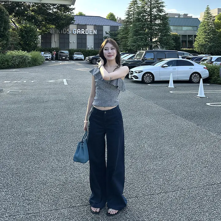 細斜紋デニムブレンドストレートパンツ【フィット・ウエスト周りが気にならない・女性用】