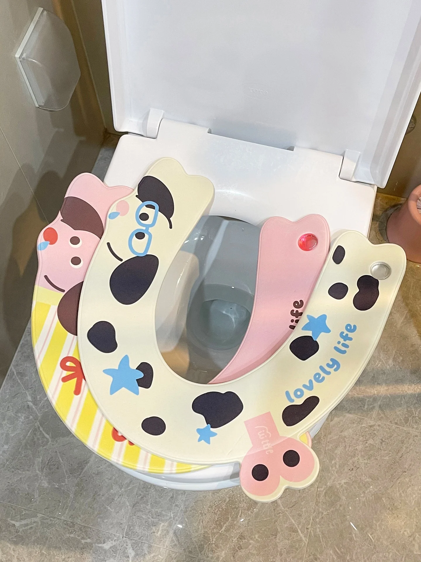EVA製防水トイレ座布団：ホームセンターで購入する際の詳細情報と実用性