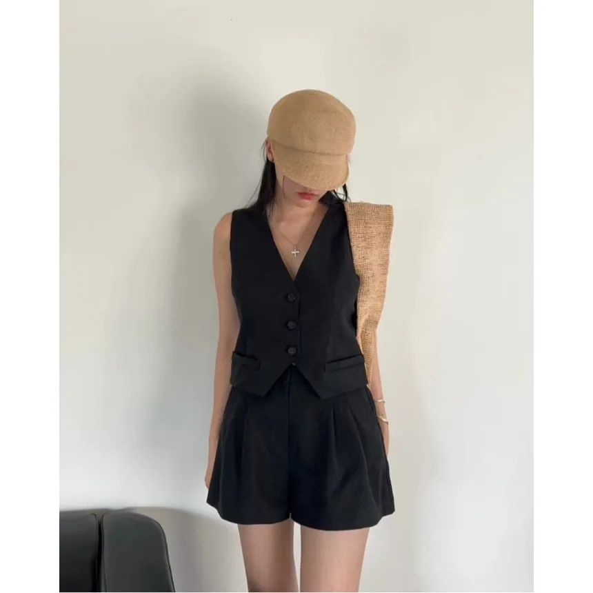 懇談会に着る服装は、カジュアルでも失敗しない選び方ってあるの？