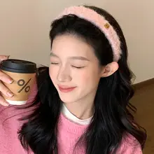 毛先を押さえる！高級感あるファータイプ ヘアバンド【ゴールドロゴ付き・洗顔用・フワフワ】