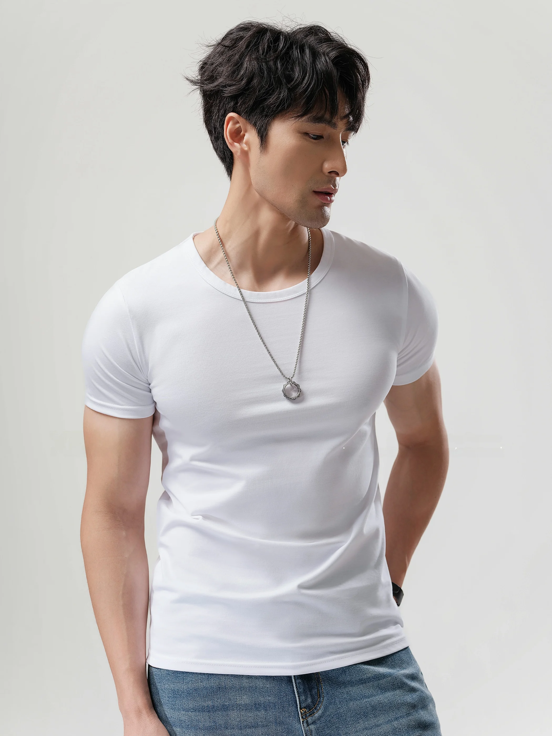 上半身汗かきに適した抗菌Tシャツ：XDIANの涼感フィッティングトップスが解決する防臭課題