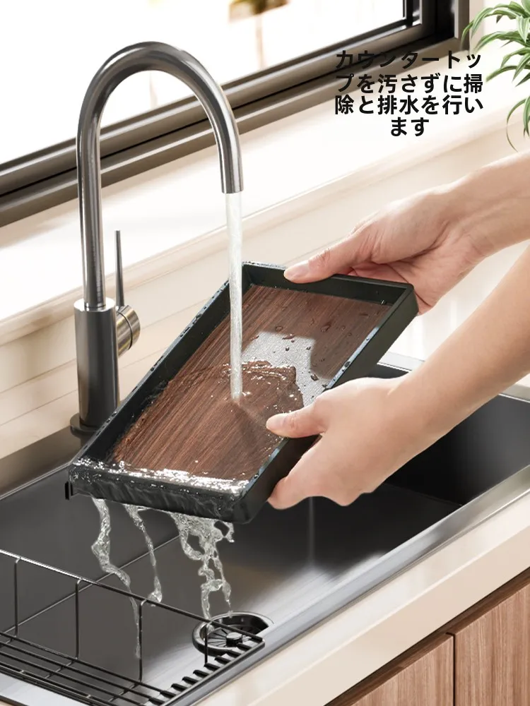 キッチン用まな板スタンド【コンパクト設計・鍋蓋収納可】の機能と実用性とは