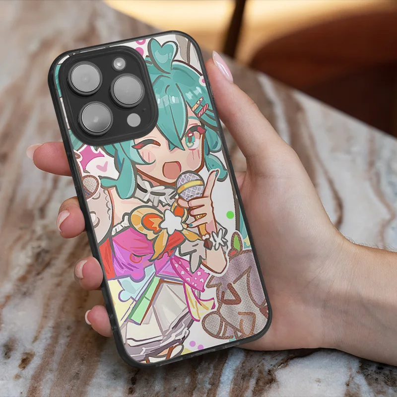多動児童とのコ ラボスマートフォンケース：9397号列车のキャラクターイラストが特徴