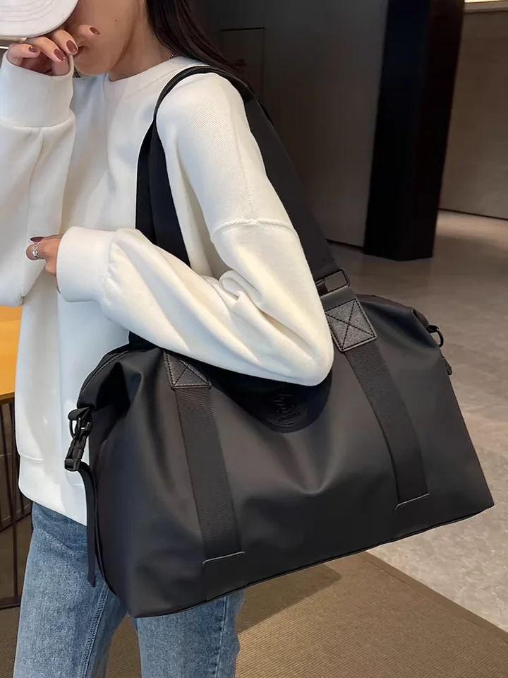 軽量トラベルバッグ【大容量・ジム用・女性用】
