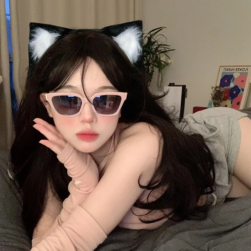 お祭りのヘアアレンジで迷うなら、黒い猫耳付きヘアバンドが救う！おすすめの選び方と使い方