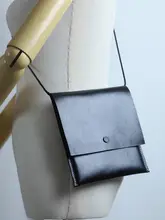 本革製 手作りショルダーバッグ【ヴィンテージスタイル・軽量・小型・女性用・スマホ収納可】