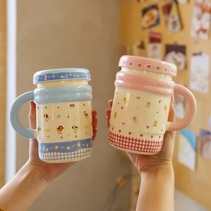 おしゃれな陶器製マグカップ【ふた付き・可愛いデザイン・家庭用・コーヒー用】