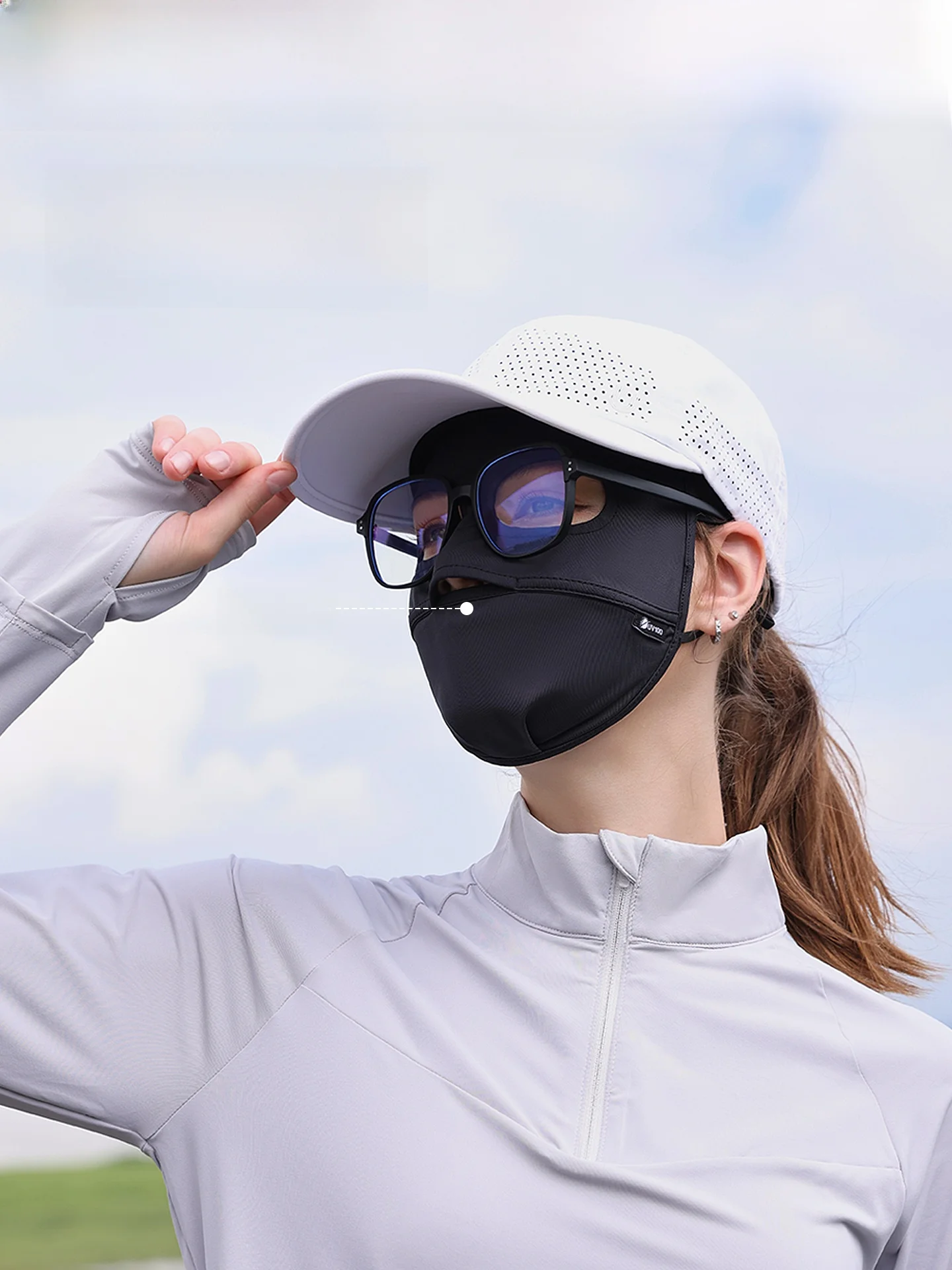 UVカットフェイスマスク：UPF50+で全顔を保護する夏用パーソナルケアの最適解