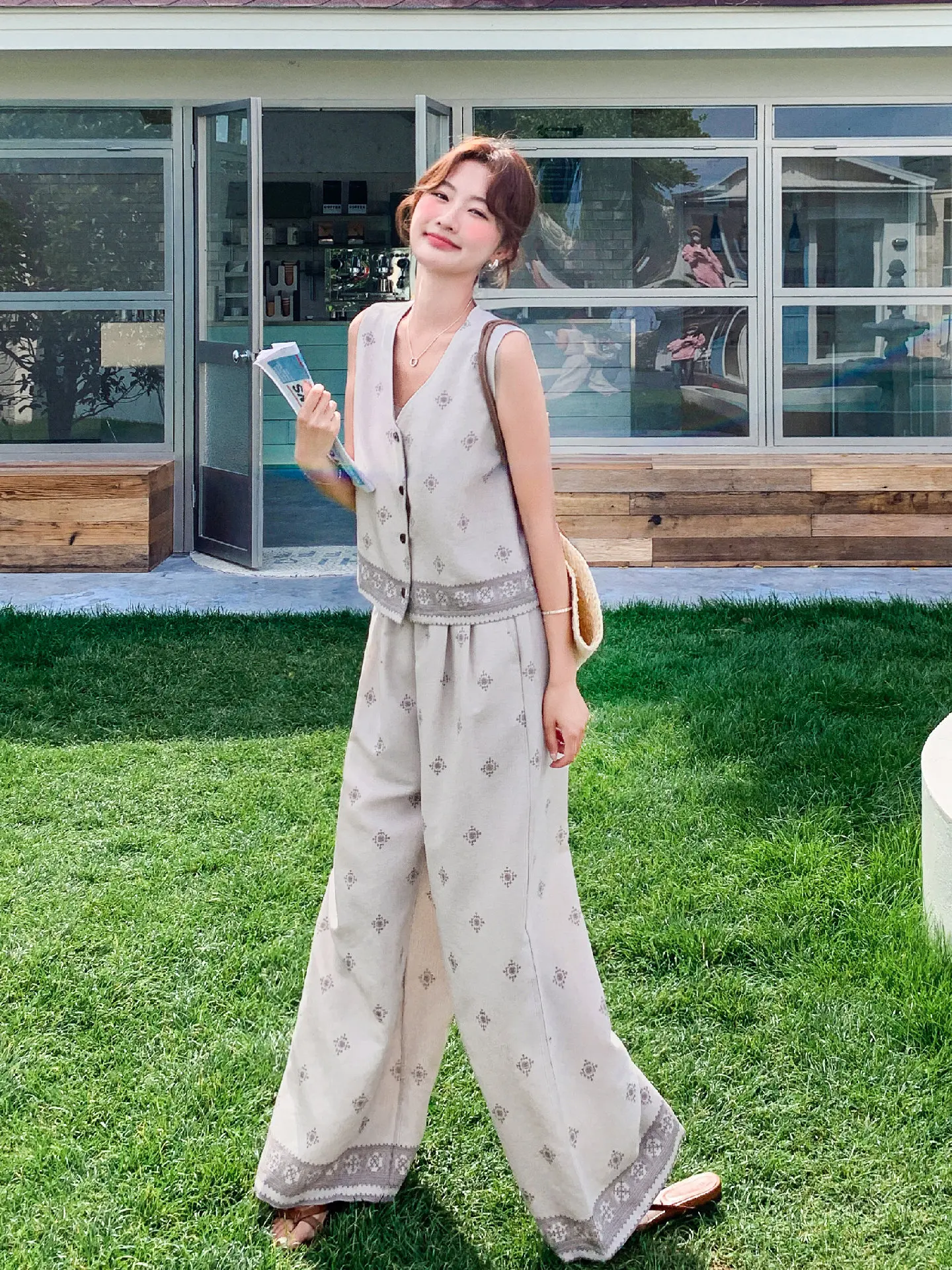 40代の女性が「モテる」春ファッションは、これで決める？