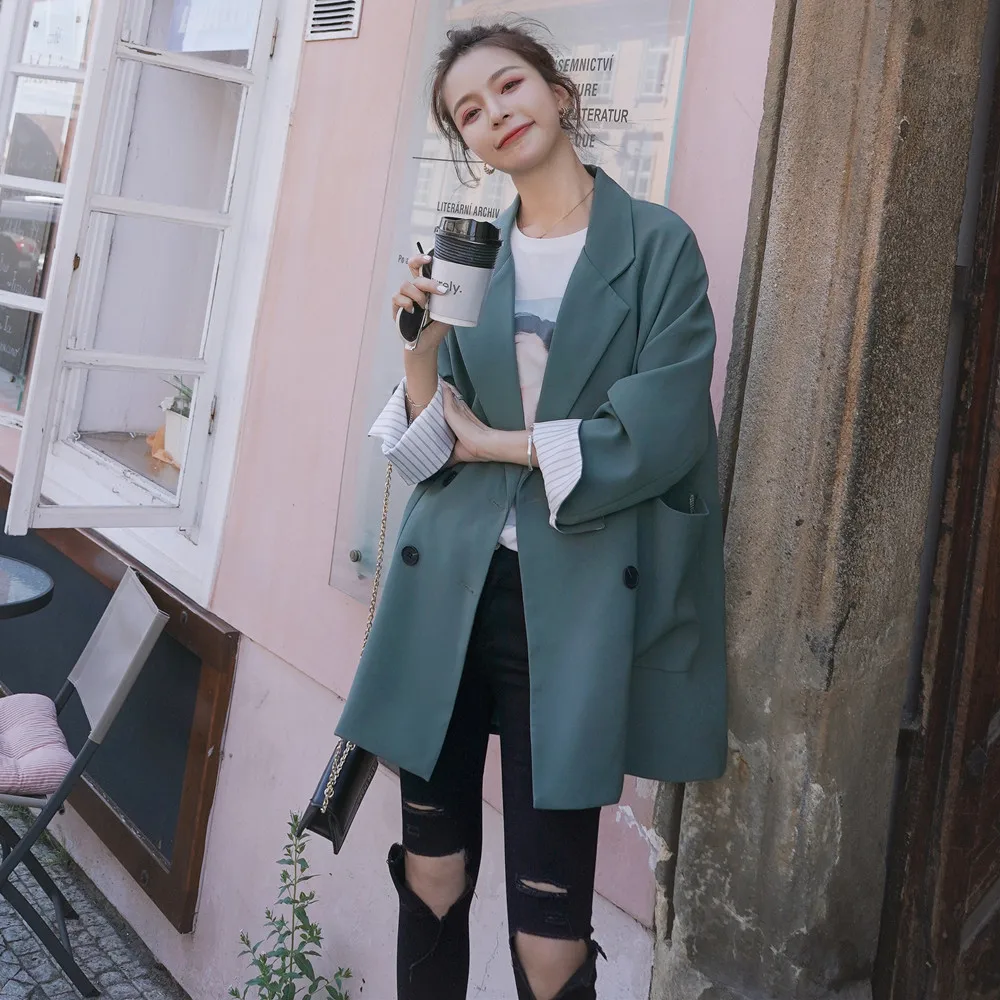 トレンドのイギリス風ショートジャケット【女性用・ゆったりデザイン・春夏向け】 大人可愛い服 40代コーデに最適