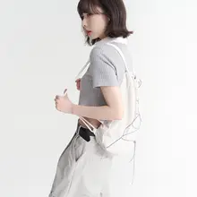 万有引力博物館 シュシュ付折りたたみリュックサック【大容量・カジュアル】