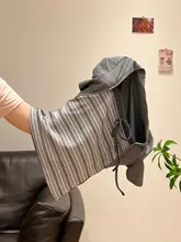 グレーのストライプデザインのリボン付き短袖Tシャツ【フィット感・女性用・夏用】（セットアップ対応）