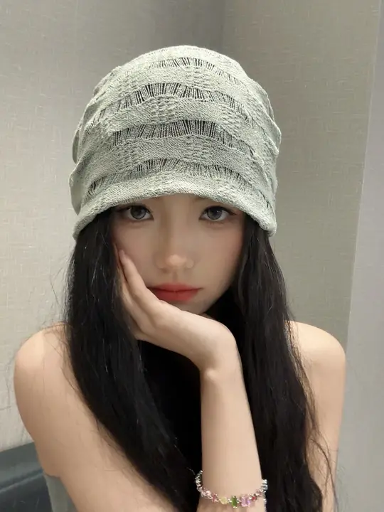透け感のあるニット素材の夏用帽子【軽量・通気性・小顔効果】（セットアップ対応）