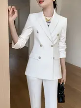 白色のレディーススーツ【春秋用・高品質・カジュアルスタイル・ブリティッシュデザイン】（セットアップ対応）